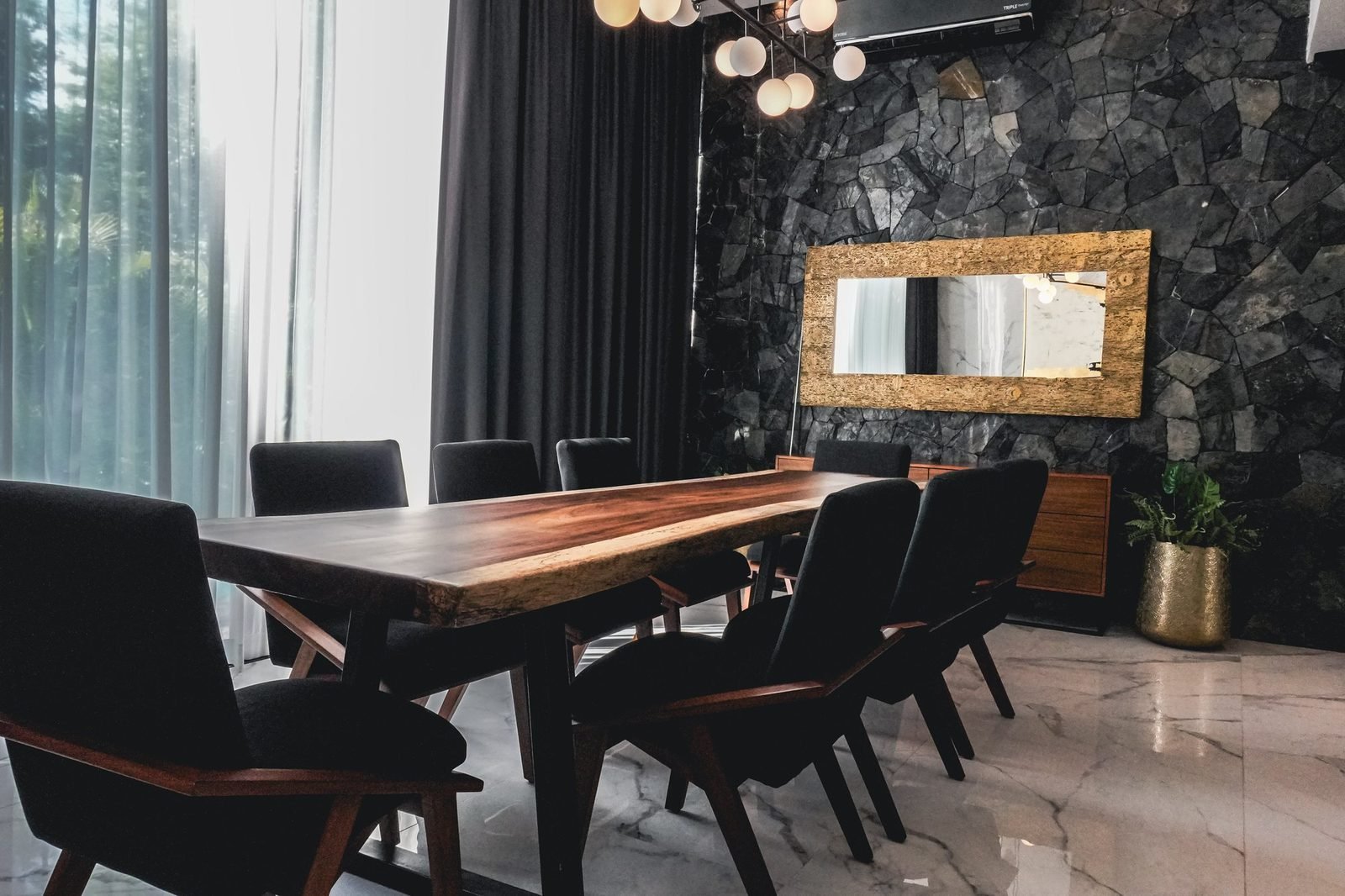 Casa 223 · Club Real — comedor